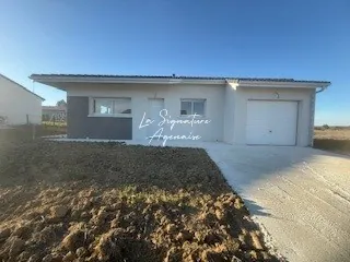 Maison neuve de 92 m² à Estillac avec 3 chambres et terrain piscinable 