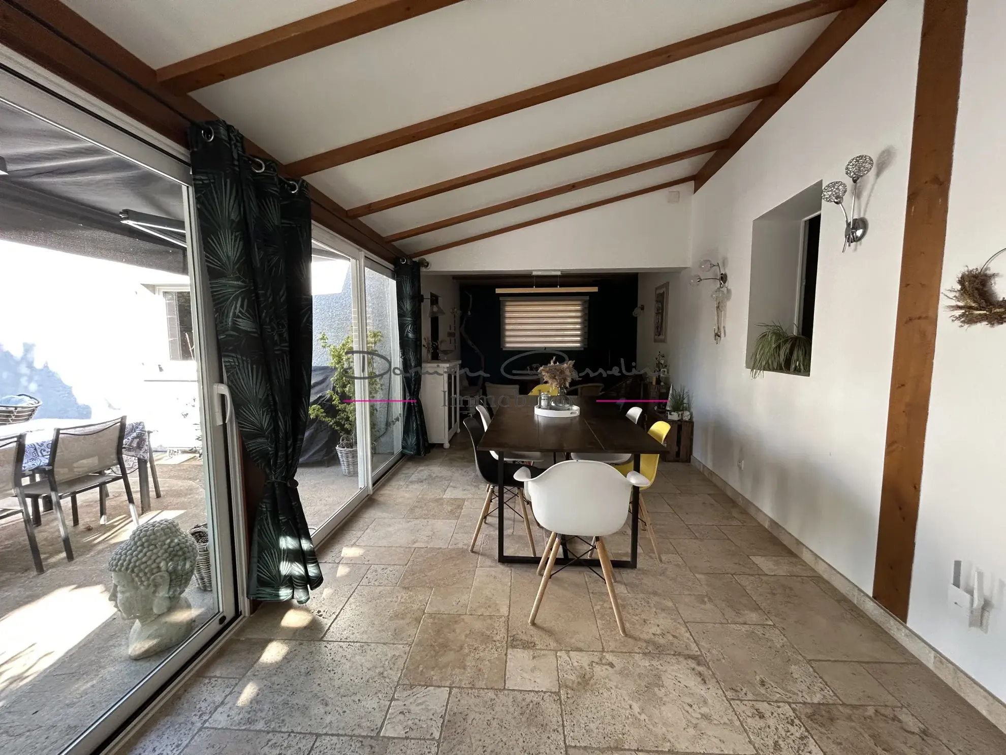 Maison à vendre de 145 m² avec jardin à Croizet-sur-Gand en Loire 