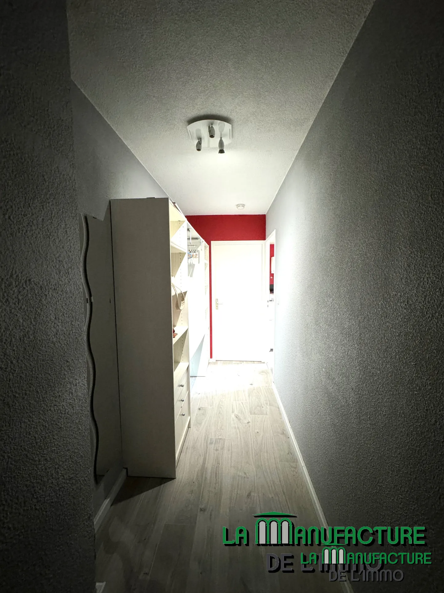 Studio meublé à vendre à Saint-Étienne, idéal premier achat ou investissement locatif 