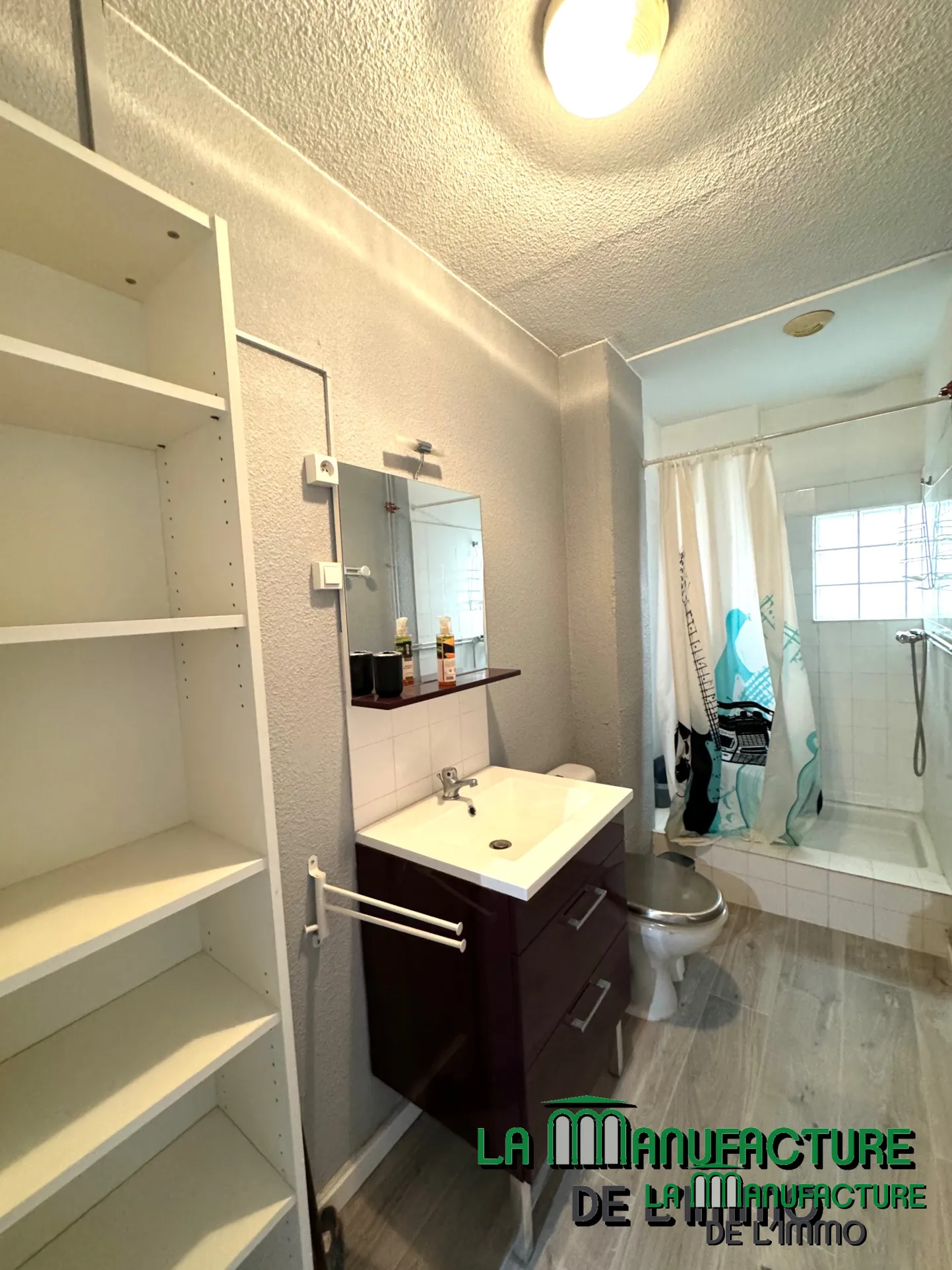 Studio meublé à vendre à Saint-Étienne, idéal premier achat ou investissement locatif 
