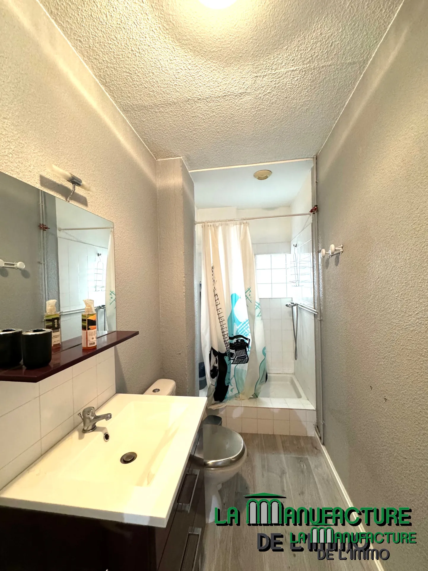 Studio meublé à vendre à Saint-Étienne, idéal premier achat ou investissement locatif 