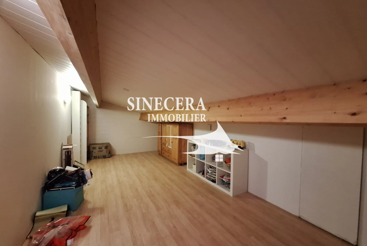 Maison moderne en bois avec jardin à Ribérac - 156 m² 