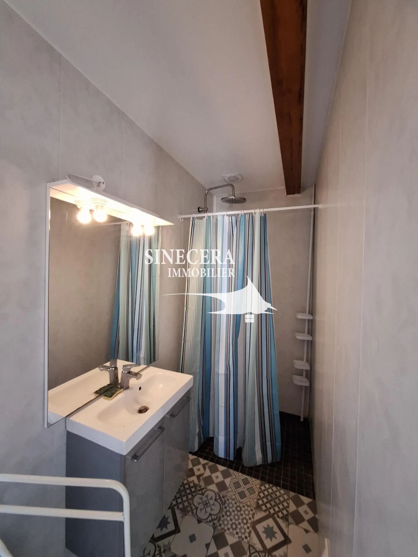 Maison moderne en bois avec jardin à Ribérac - 156 m² 