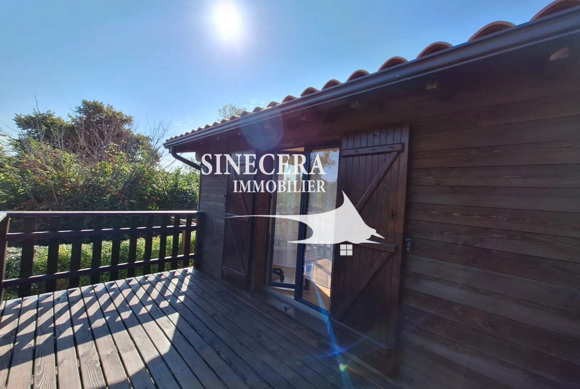 Maison moderne en bois avec jardin à Ribérac - 156 m² 