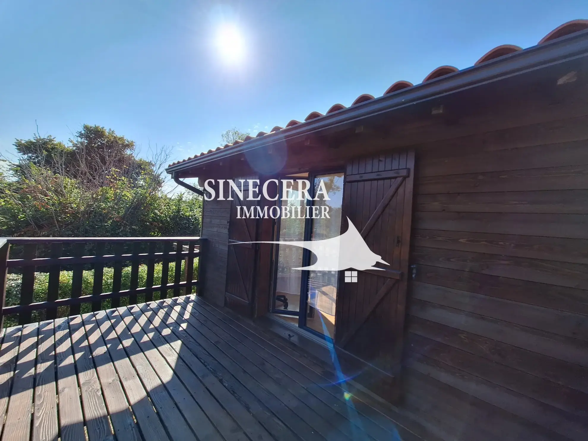 Maison moderne en bois avec jardin à Ribérac - 156 m² 