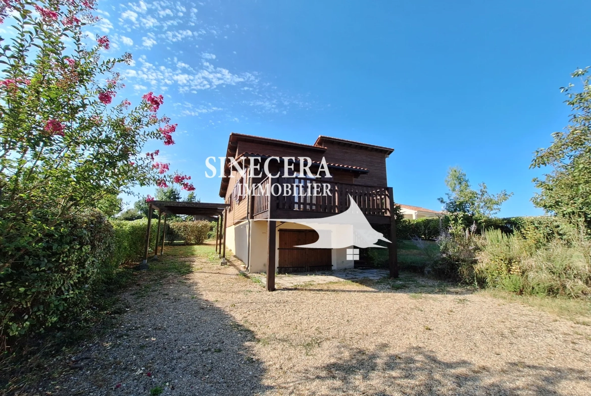 Maison moderne en bois avec jardin à Ribérac - 156 m² 