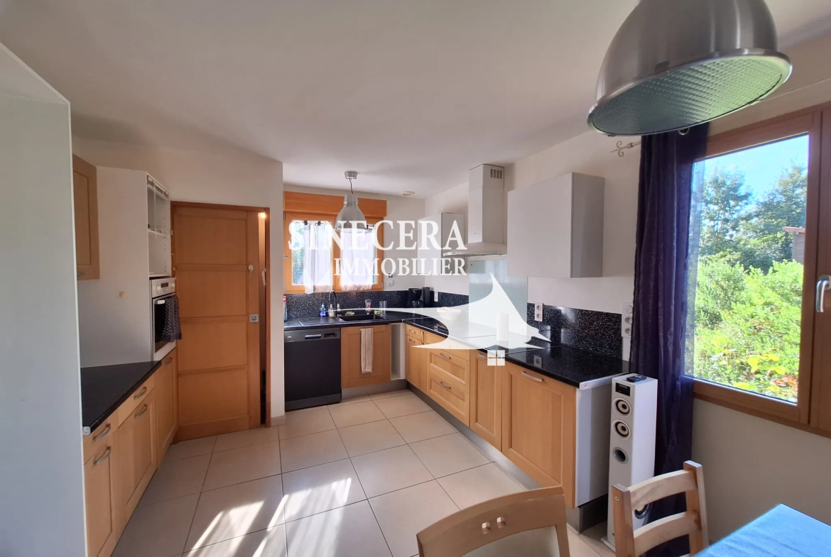 Maison moderne en bois avec jardin à Ribérac - 156 m² 