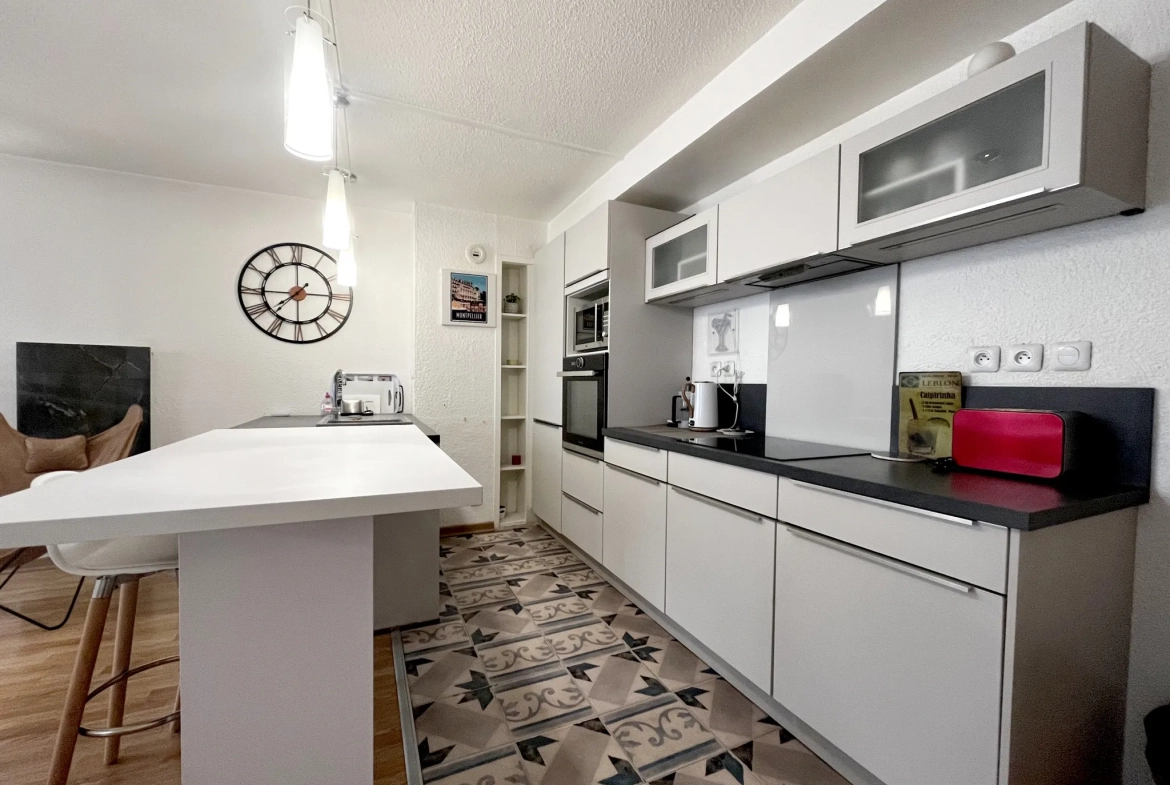 Appartement T2 rénové de 52m² au centre de Montpellier, idéal investissement 