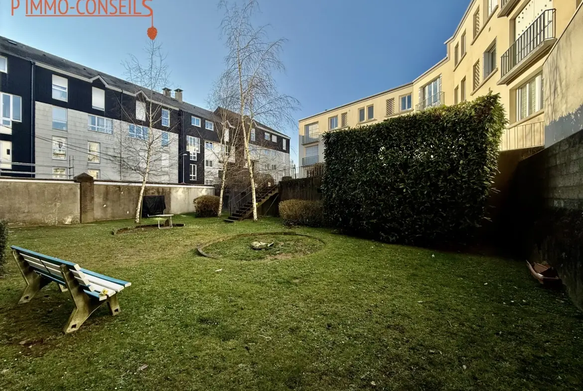 Appartement T2 à Nantes avec parking et patio - Emplacement privilégié 