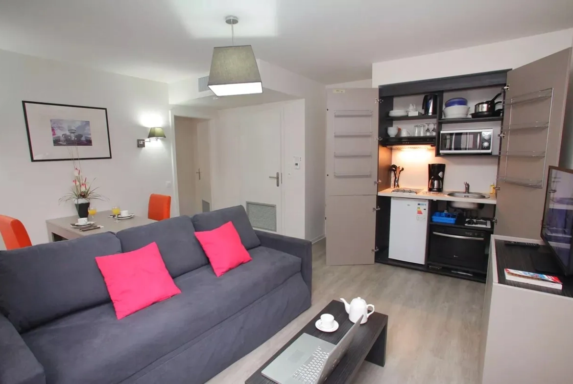 Investissement immobilier : Studio meublé avec parking au centre de Strasbourg 