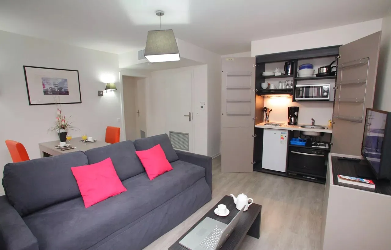 Investissement immobilier : Studio meublé avec parking au centre de Strasbourg 