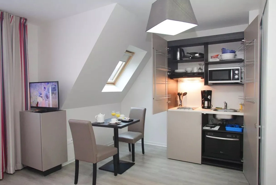 Investissement immobilier : Studio meublé avec parking au centre de Strasbourg 
