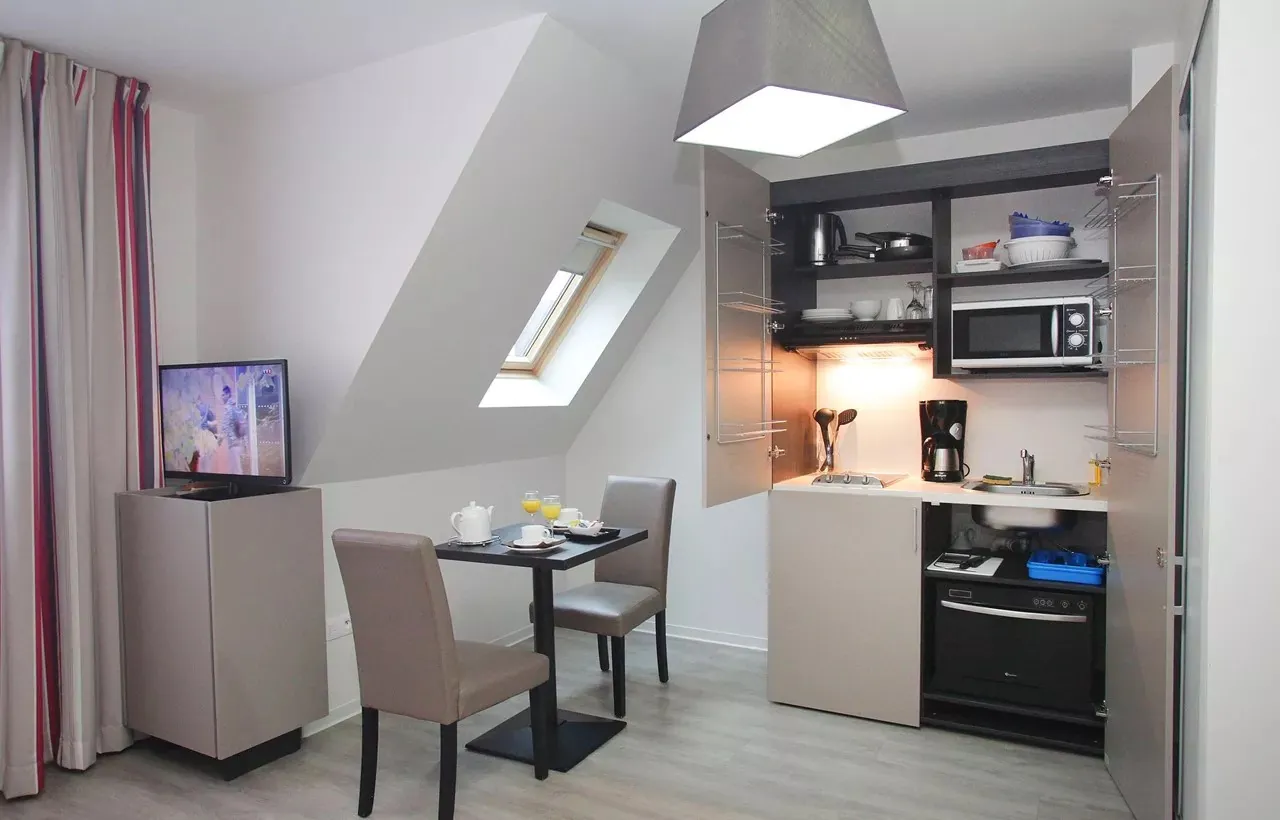 Investissement immobilier : Studio meublé avec parking au centre de Strasbourg 