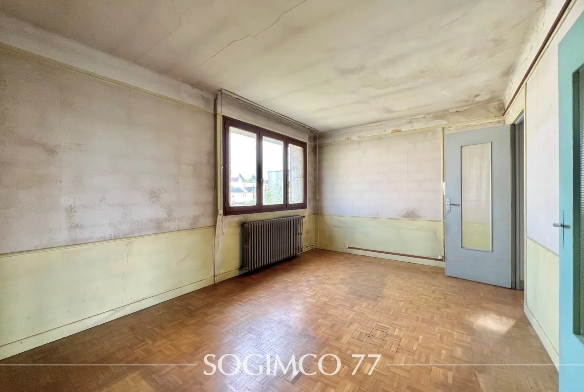 Maison à rénover de 75 m² avec terrain à Thorigny-sur-Marne 