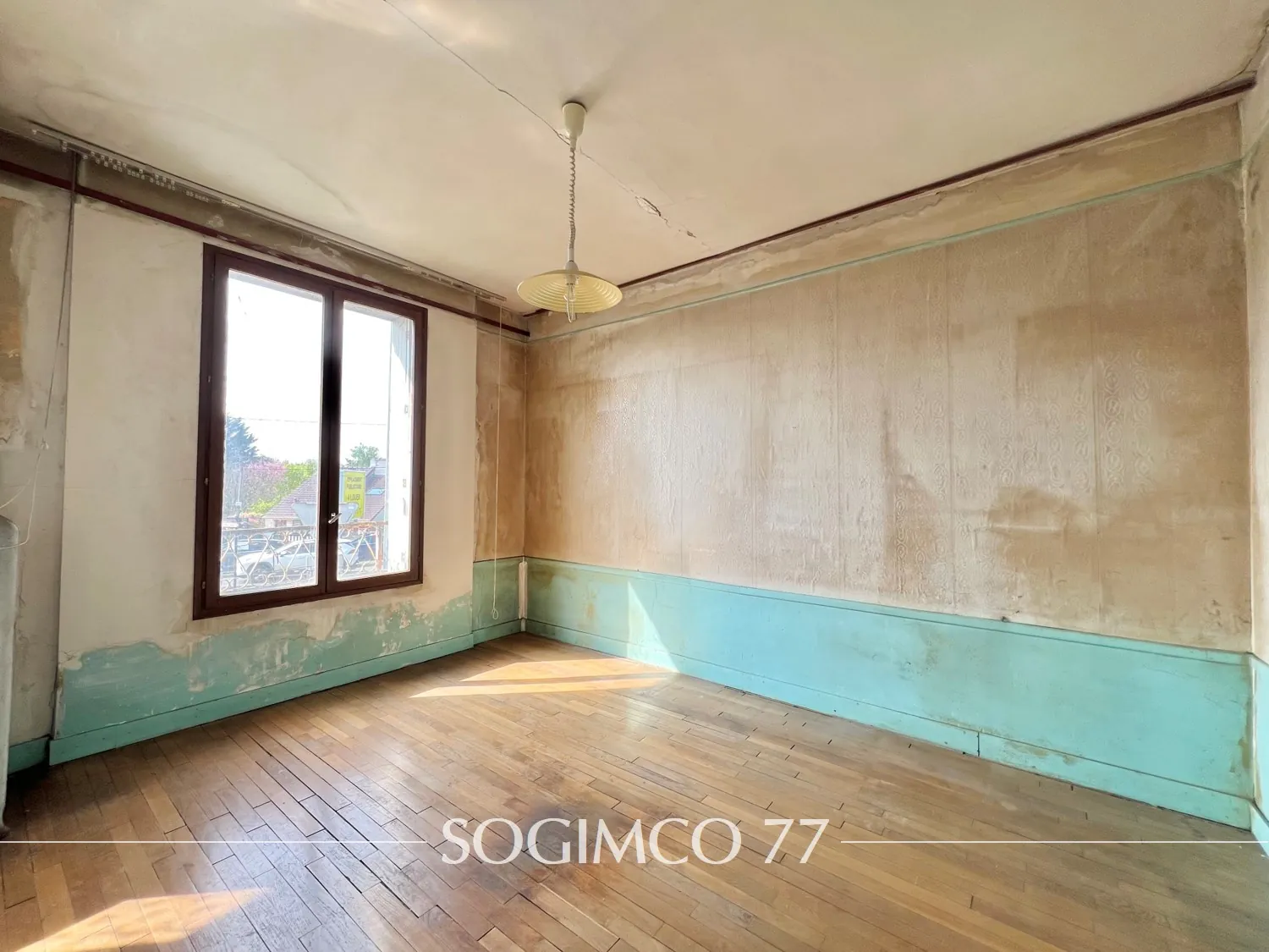 Maison à rénover de 75 m² avec terrain à Thorigny-sur-Marne 