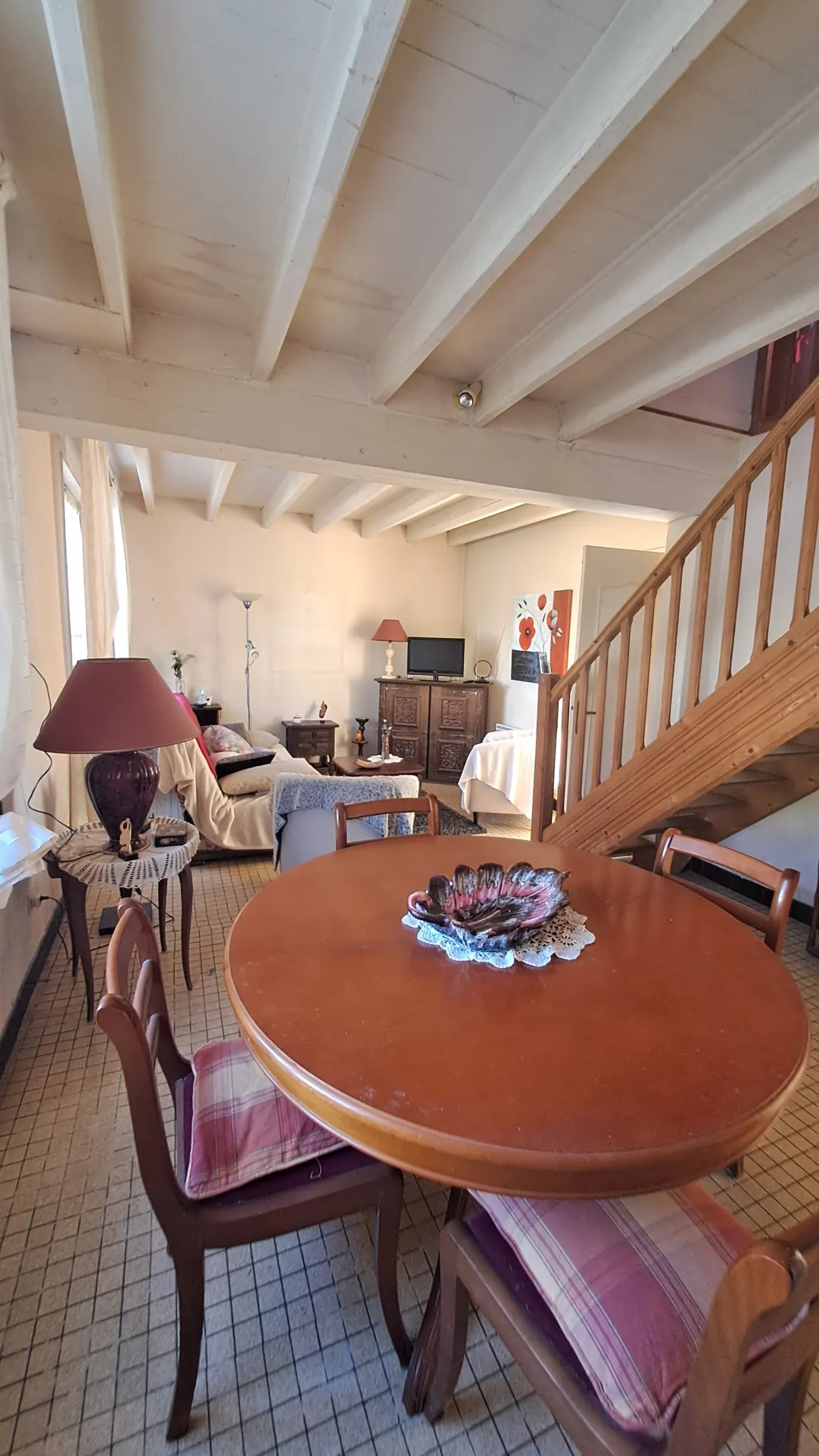 Maison de village à rénover dans le Gers avec terrains et garage 