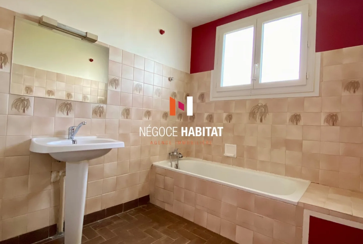 Villa T3 avec terrasse et garage à Lunel-Viel, 275 m² de parcelle 