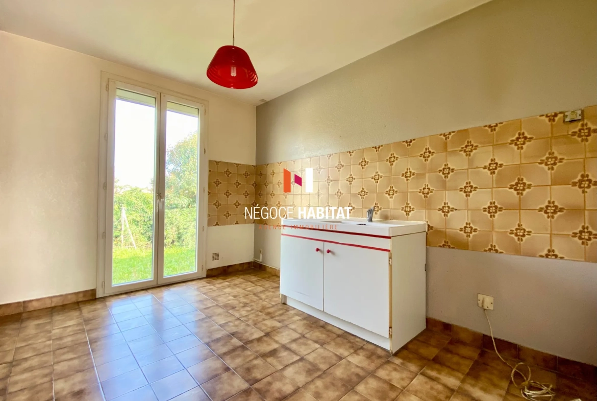 Villa T3 avec terrasse et garage à Lunel-Viel, 275 m² de parcelle 