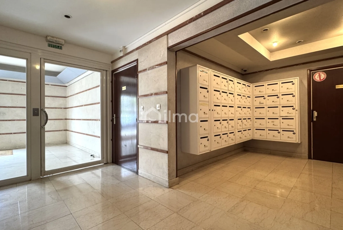 Appartement 4 pièces à vendre au cœur de Meaux avec parking et balcon 