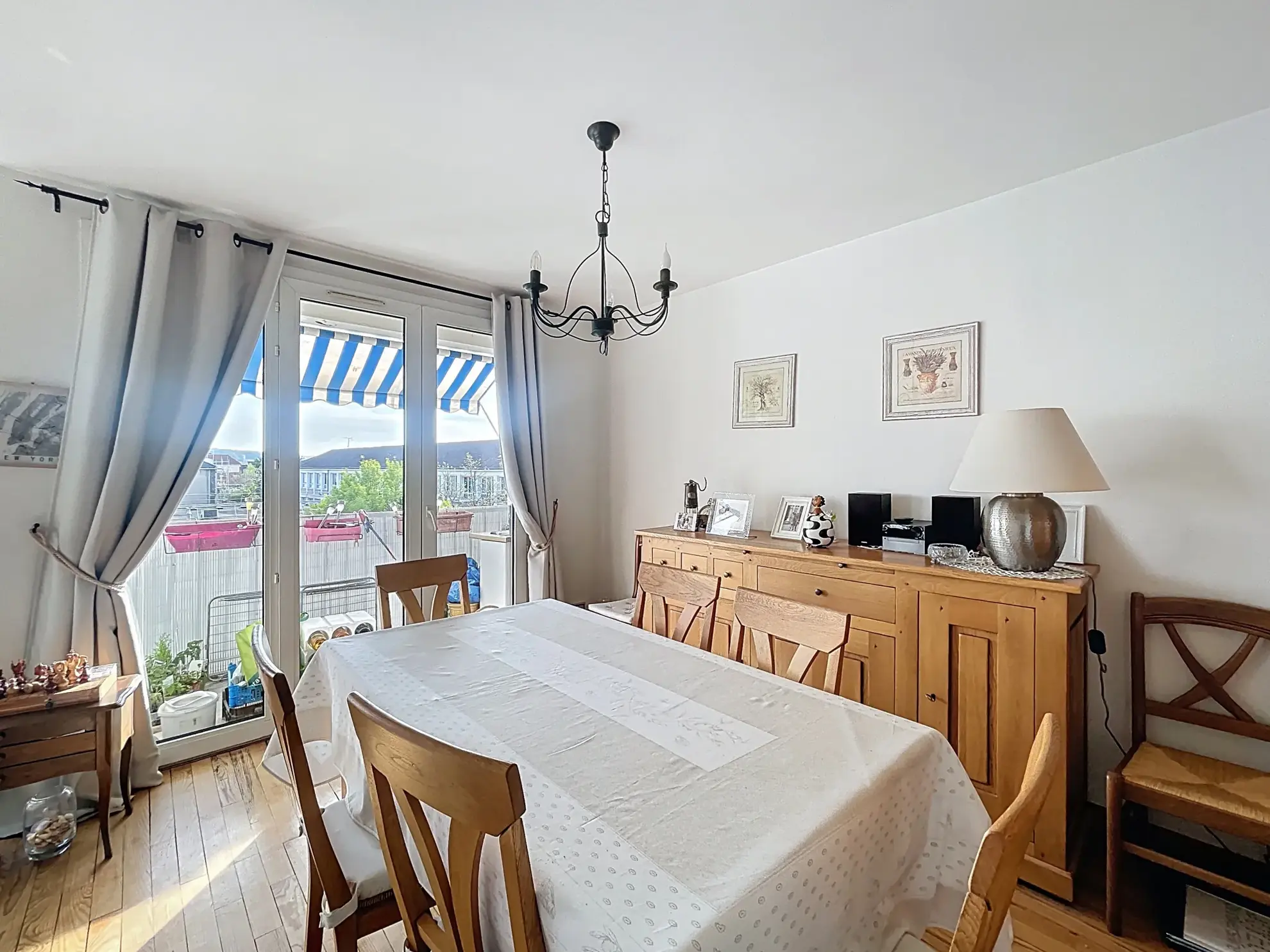 Magnifique appartement 3 pièces avec balcon, cave et parking à Rueil-Malmaison 