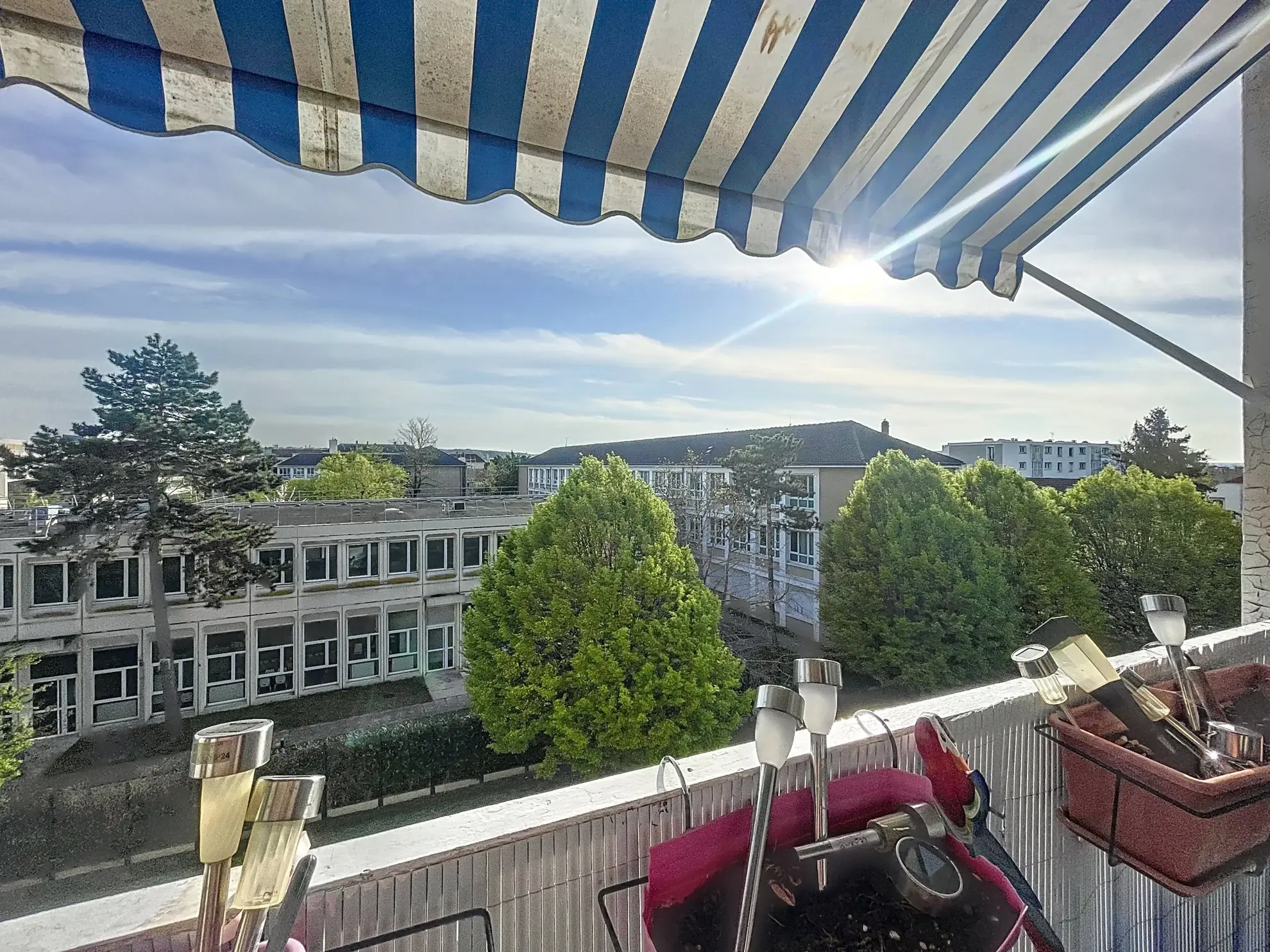 Magnifique appartement 3 pièces avec balcon, cave et parking à Rueil-Malmaison 