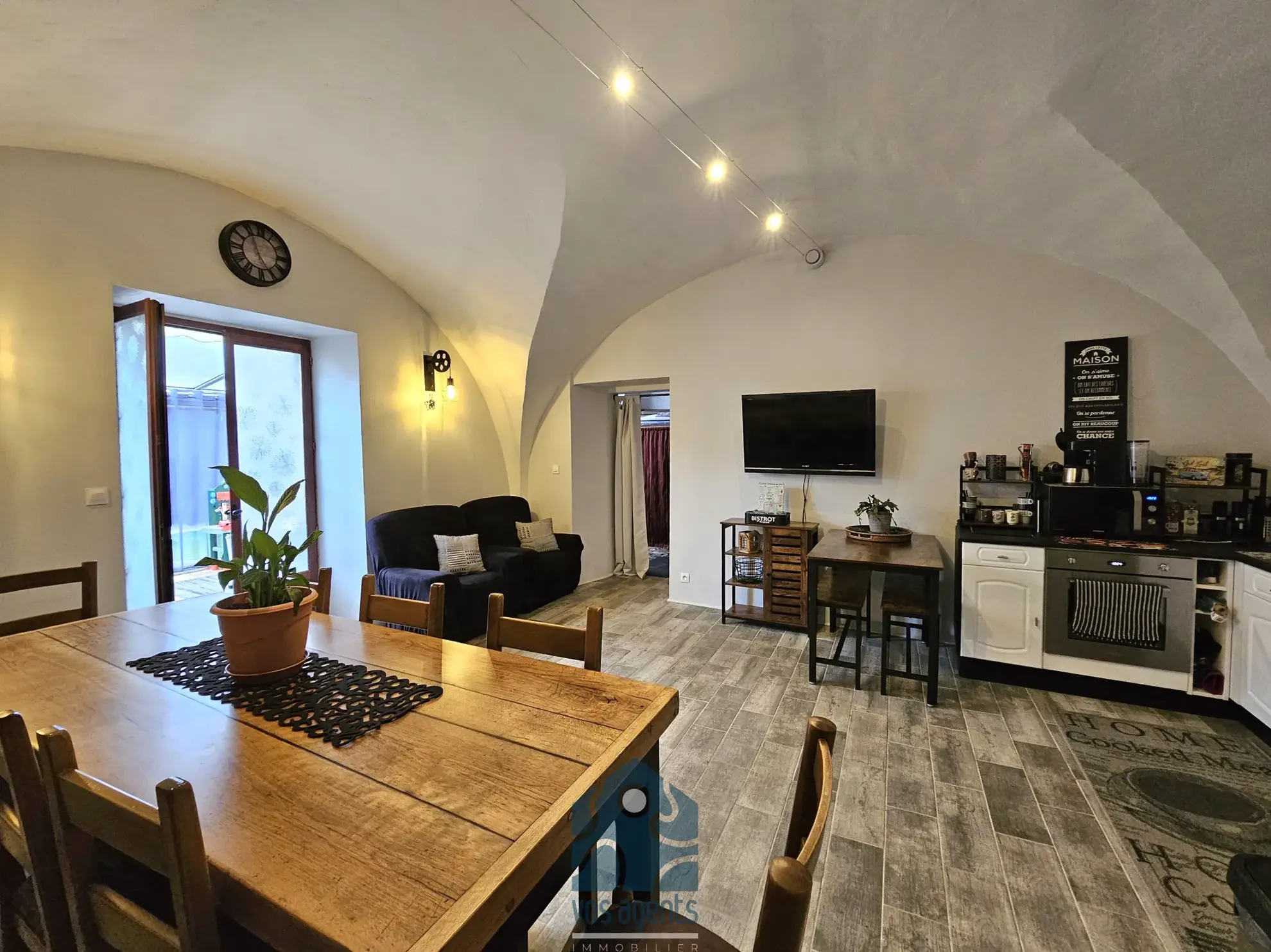 Magnifique maison de charme de 200 m² avec dépendances à Chidrac près d'Issoire 