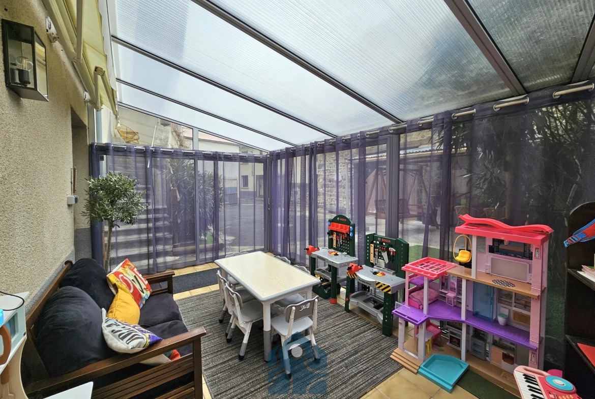 Magnifique maison de charme de 200 m² avec dépendances à Chidrac près d'Issoire 