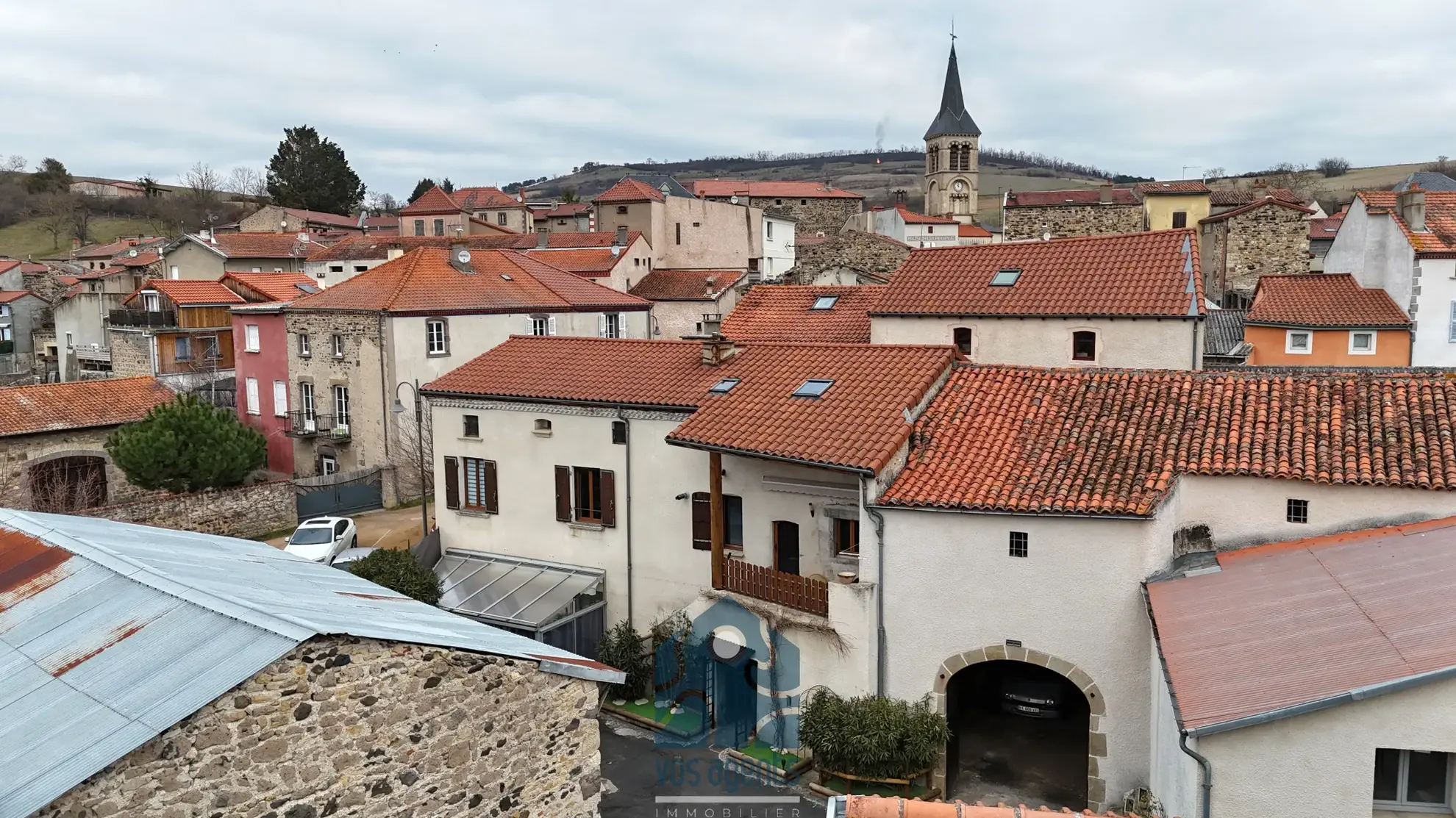Magnifique maison de charme de 200 m² avec dépendances à Chidrac près d'Issoire 