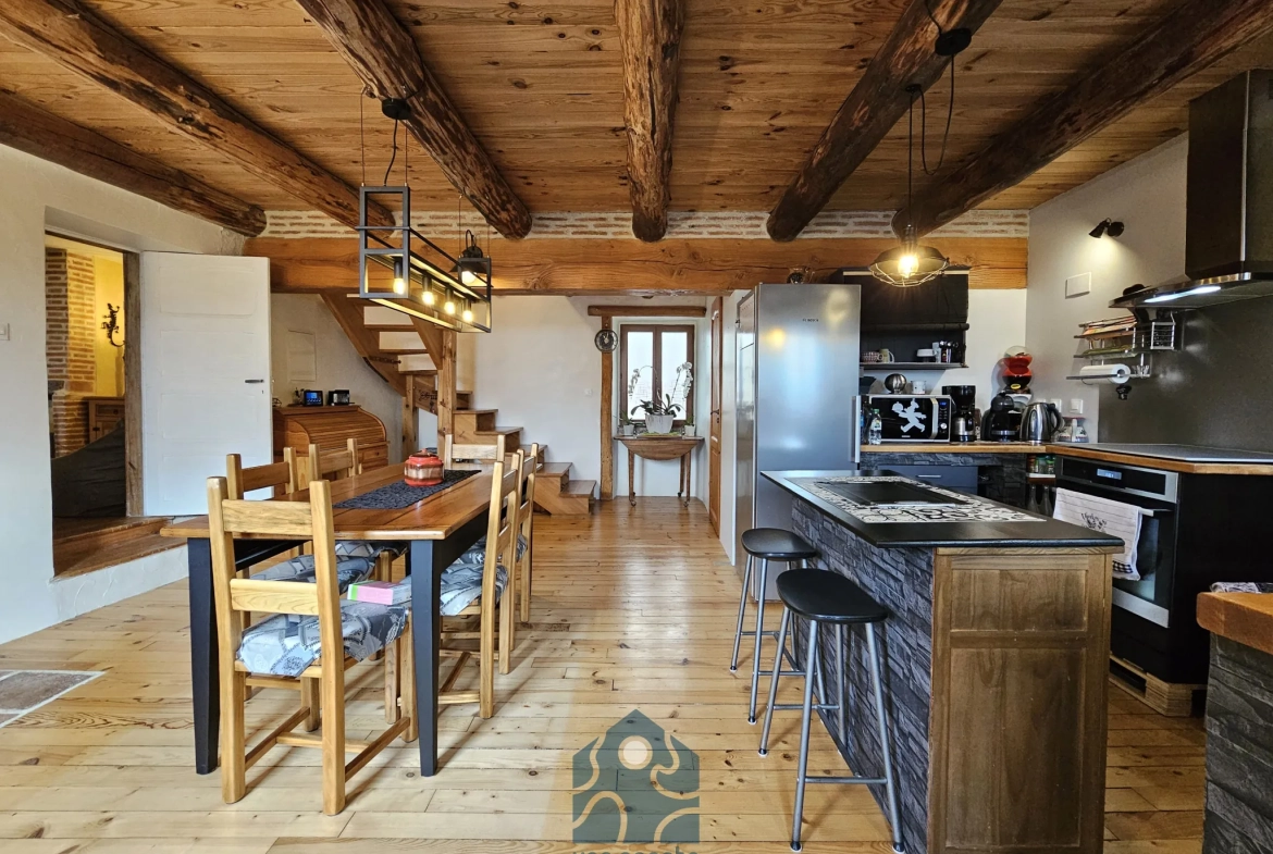 Magnifique maison de charme de 200 m² avec dépendances à Chidrac près d'Issoire 