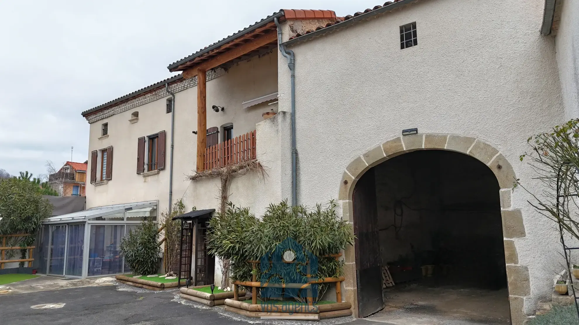 Magnifique maison de charme de 200 m² avec dépendances à Chidrac près d'Issoire 
