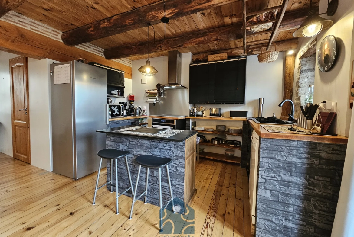 Magnifique maison de charme de 200 m² avec dépendances à Chidrac près d'Issoire 