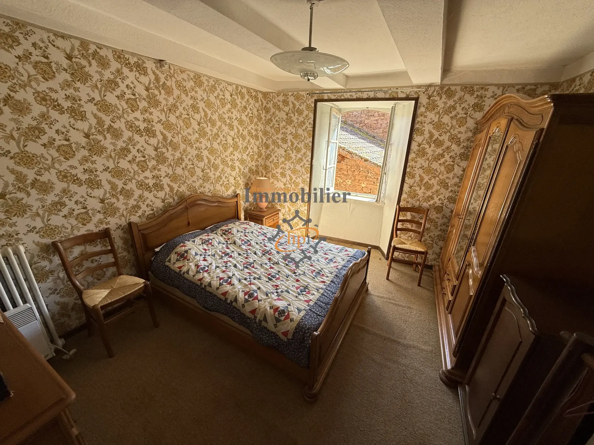 Maison en pierre à vendre à Saint Izaire, Aveyron - 5 chambres, terrasse, village de caractère 