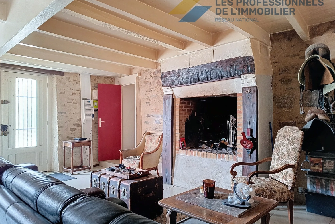 Maison en pierre de 177 m² avec fort potentiel à Rieux 56350 