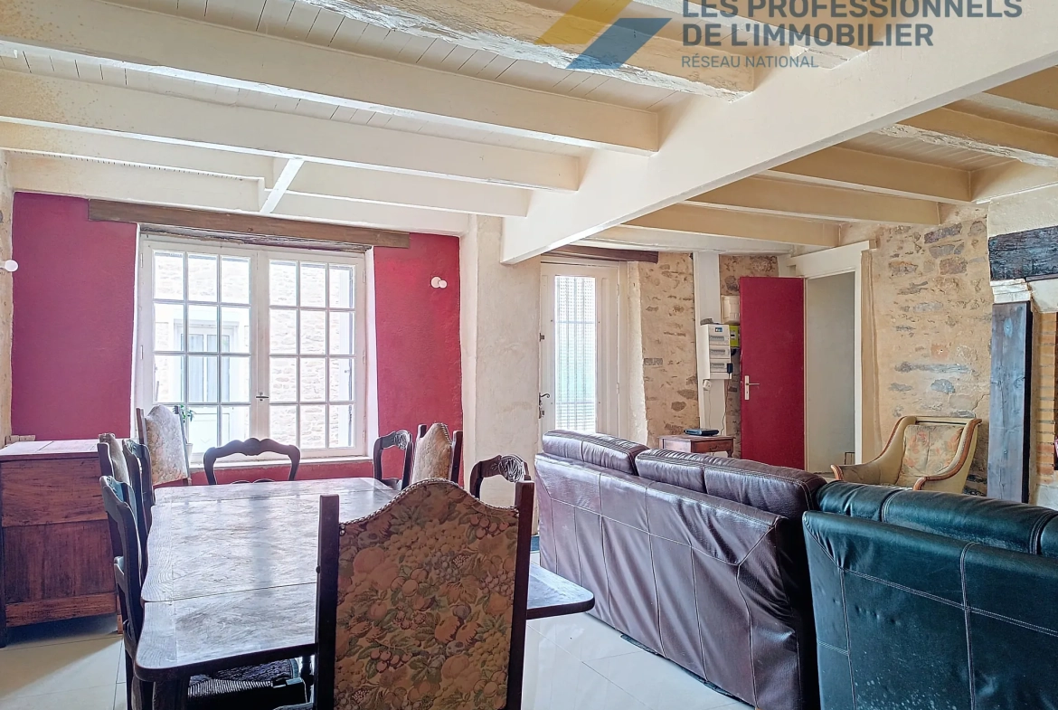 Maison en pierre de 177 m² avec fort potentiel à Rieux 56350 