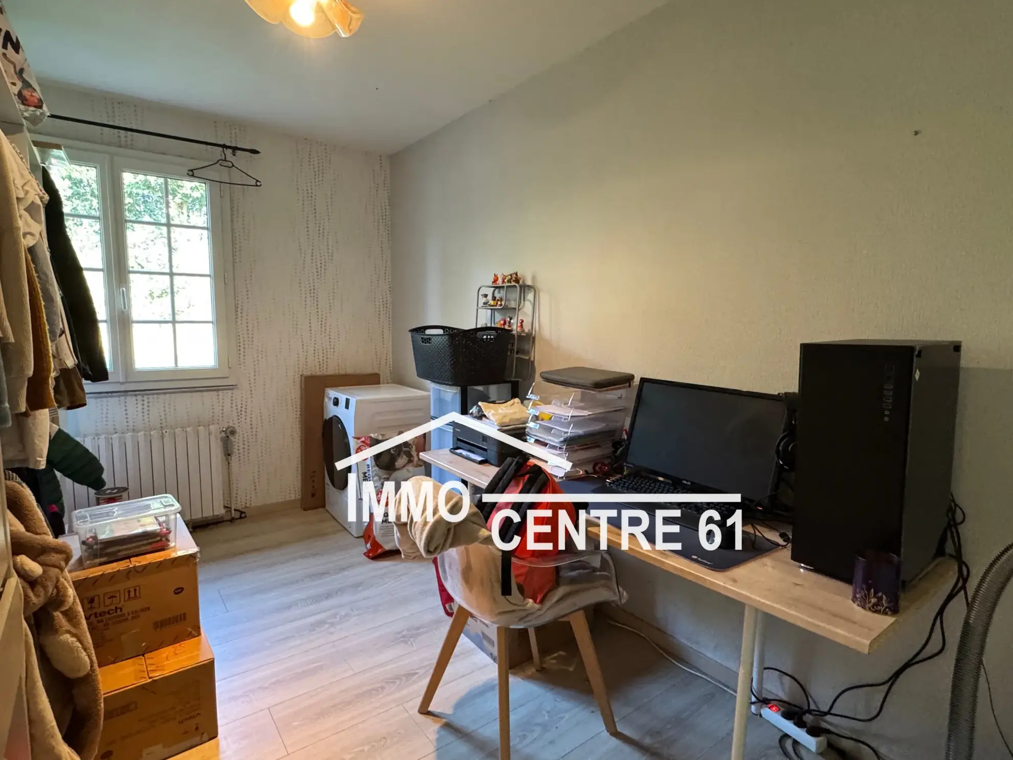 Maison Plain-Pied à Carrouges avec Jardin et Champs - 85 m² 