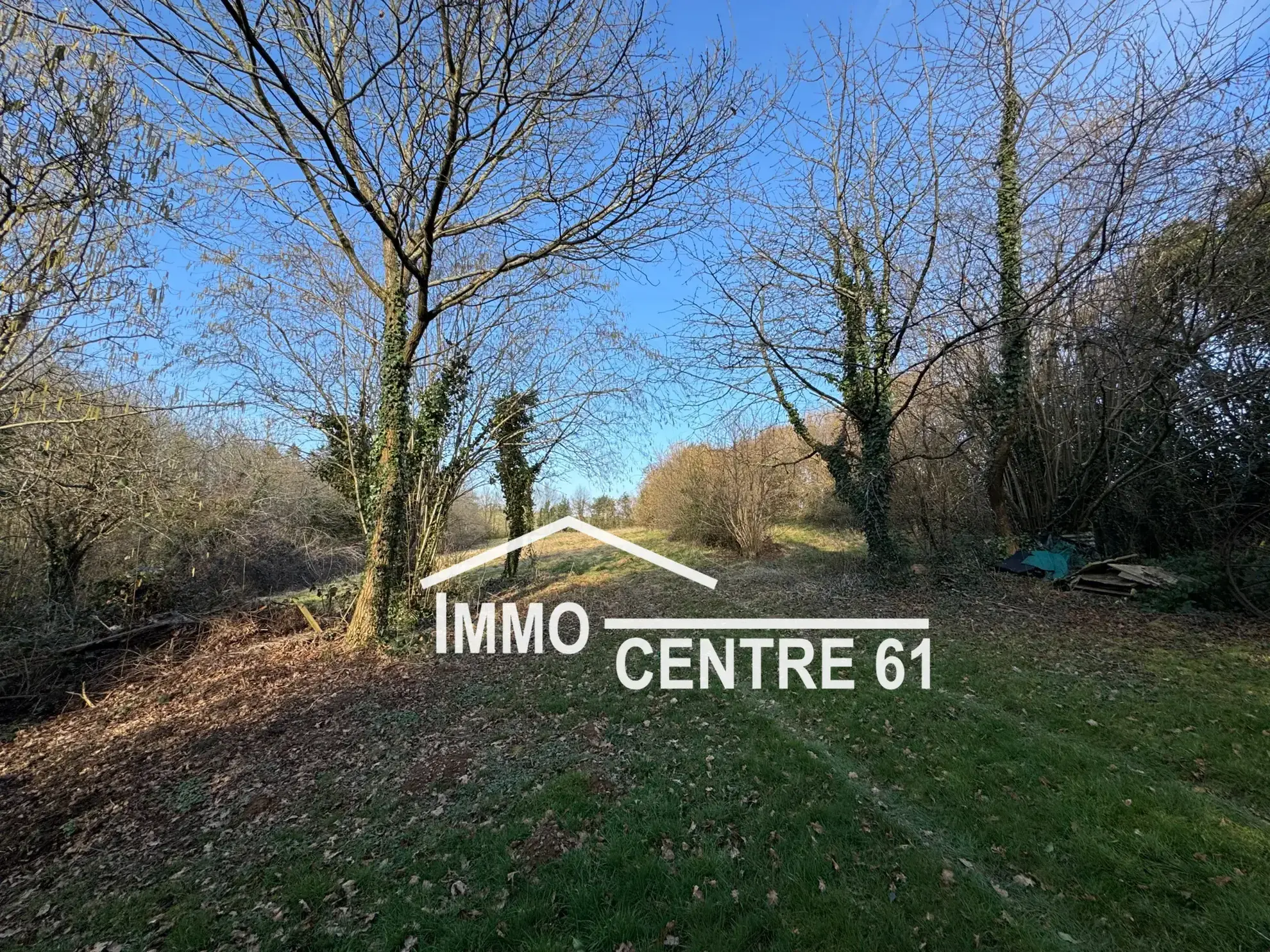 Maison Plain-Pied à Carrouges avec Jardin et Champs - 85 m² 