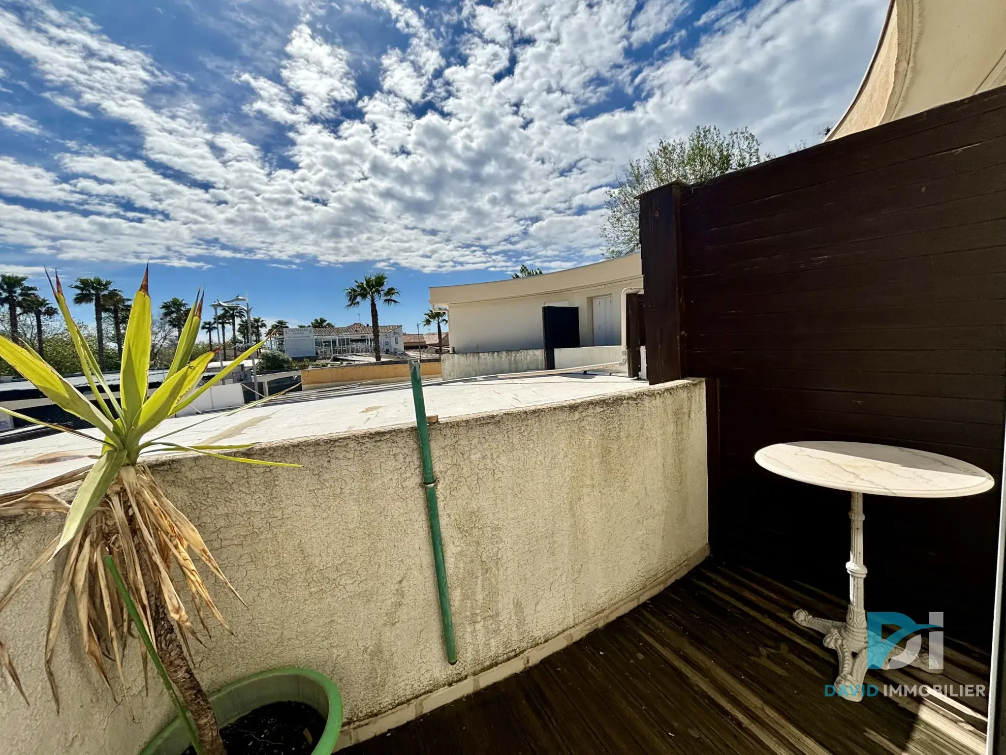 Appartement T2 avec grande véranda à Marseillan Plage – Idéal vacances ou investissement 