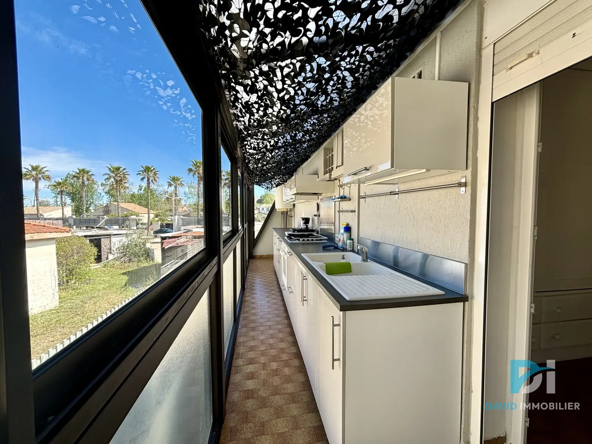 Appartement T2 avec grande véranda à Marseillan Plage – Idéal vacances ou investissement 
