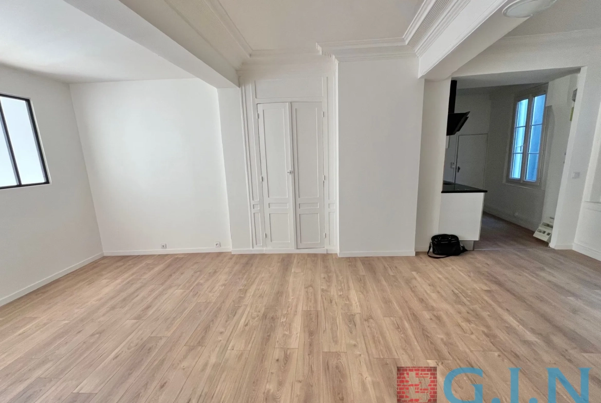 Appartement 2 pièces rénové à Rouen proche de la place de la Pucelle 