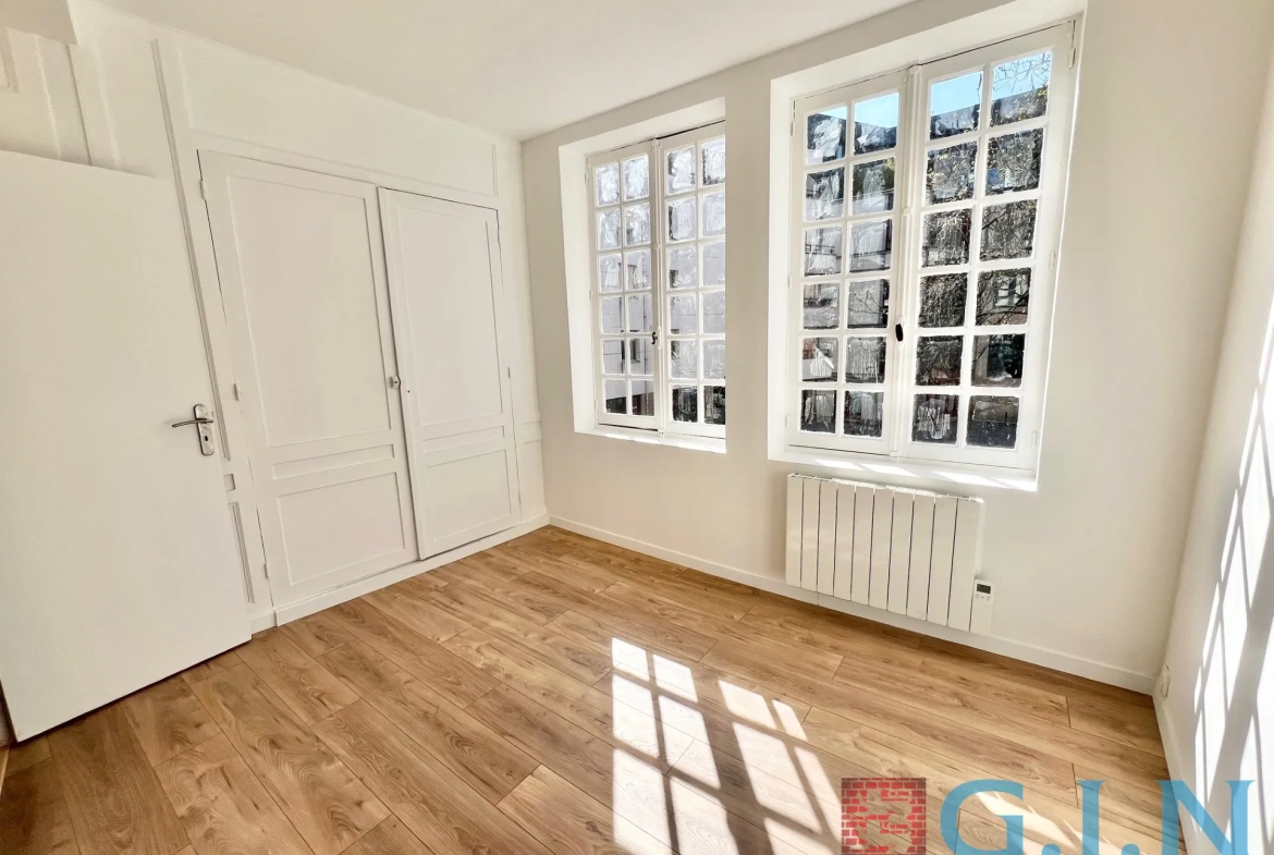 Appartement 2 pièces rénové à Rouen proche de la place de la Pucelle 