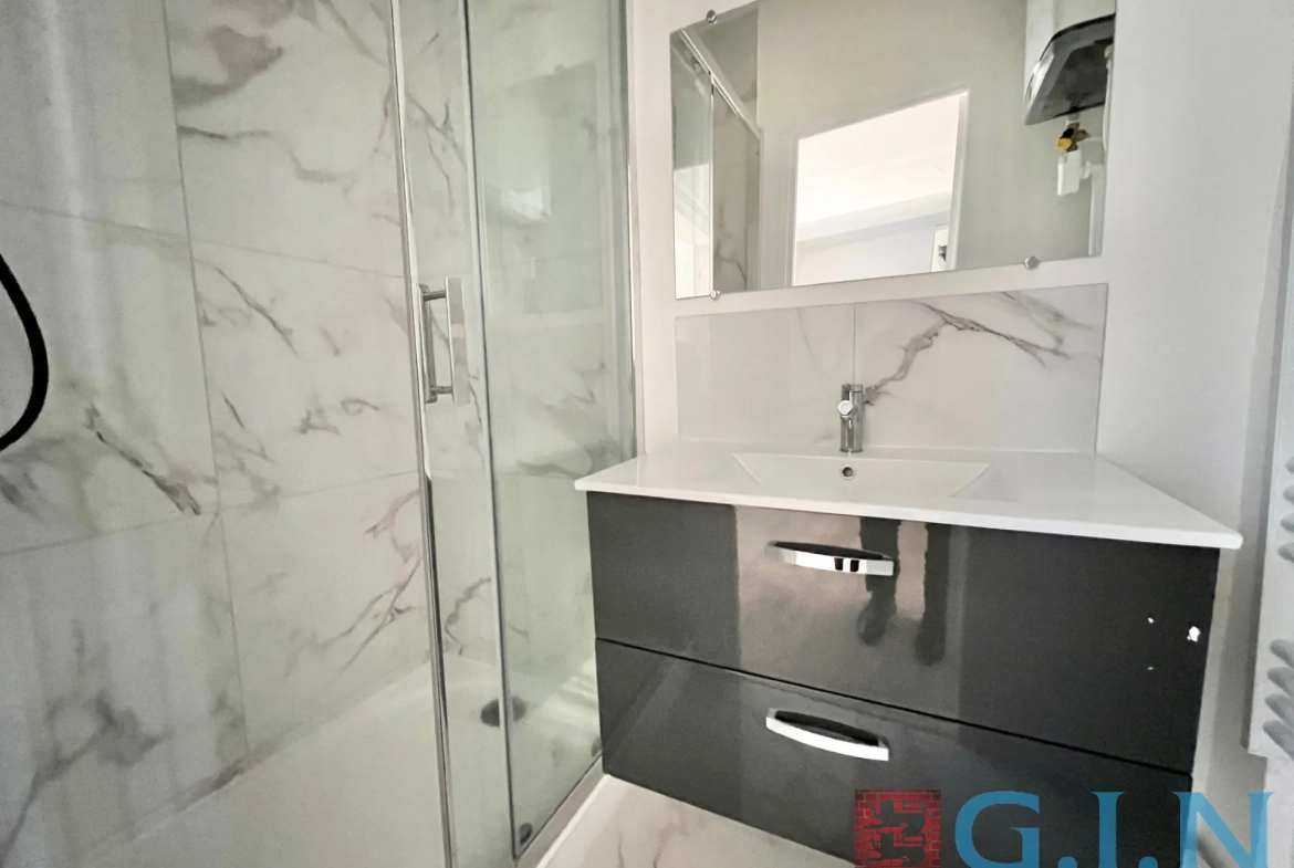 Appartement 2 pièces rénové à Rouen proche de la place de la Pucelle 