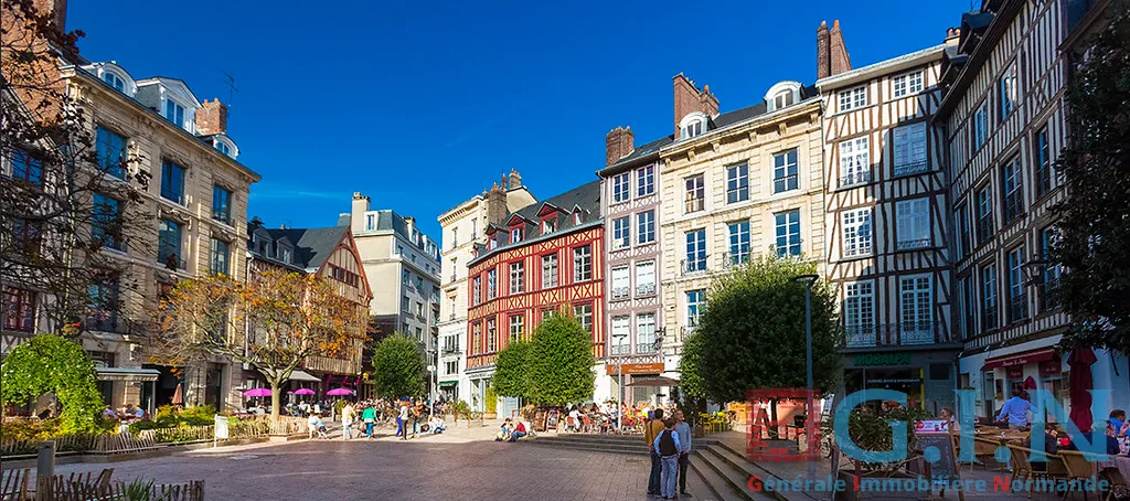 Appartement 2 pièces rénové à Rouen proche de la place de la Pucelle 