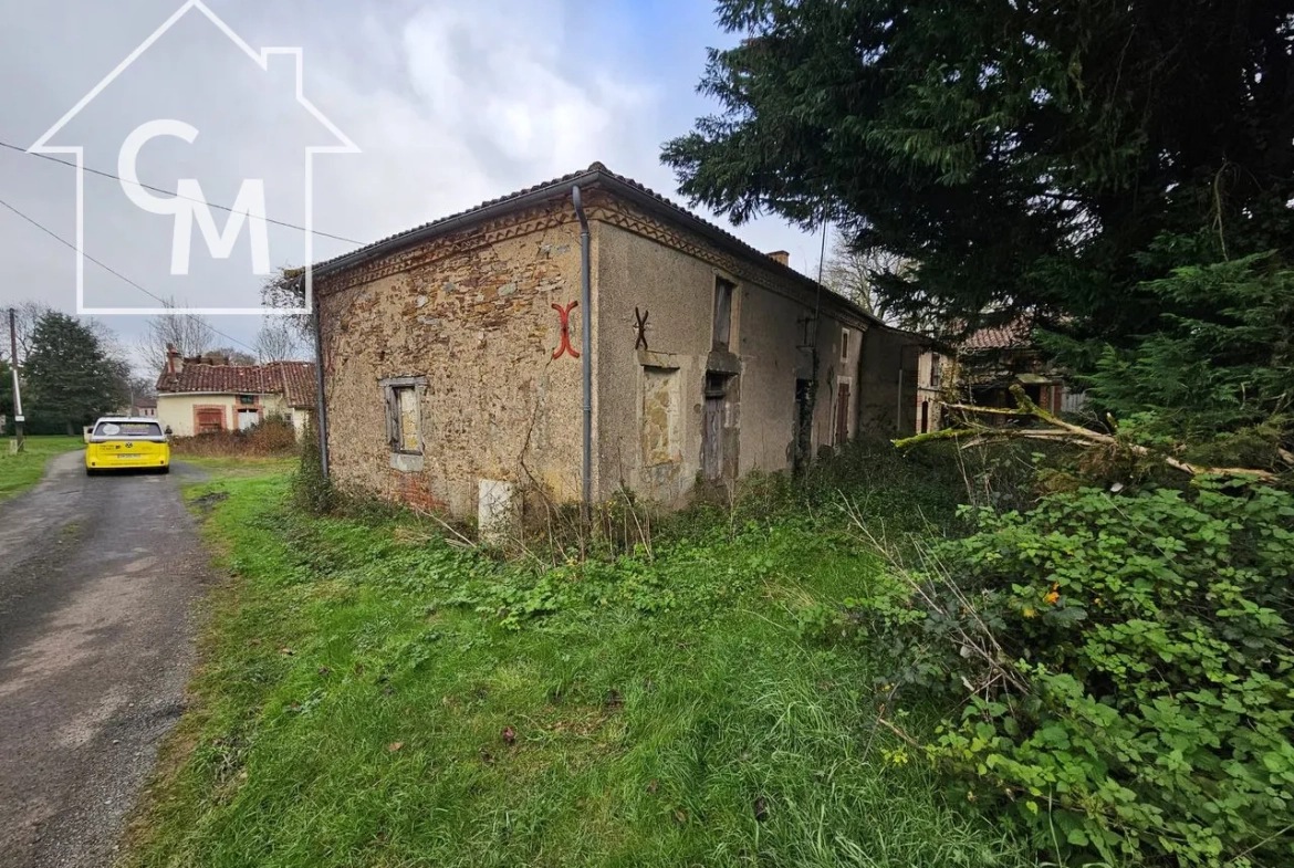 Maison à vendre à Lathus-Saint-Rémy de 2 pièces avec jardin de 752 m² 
