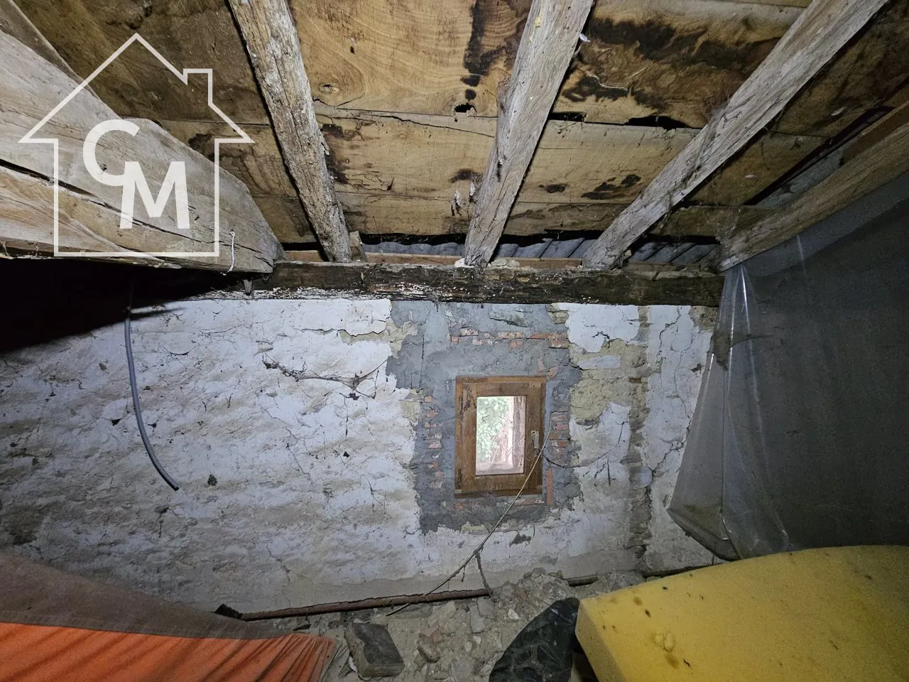 Maison à vendre à Lathus-Saint-Rémy de 2 pièces avec jardin de 752 m² 