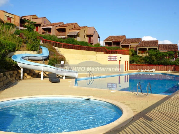 Appartement duplex avec terrasse et vue mer à Cavalaire 