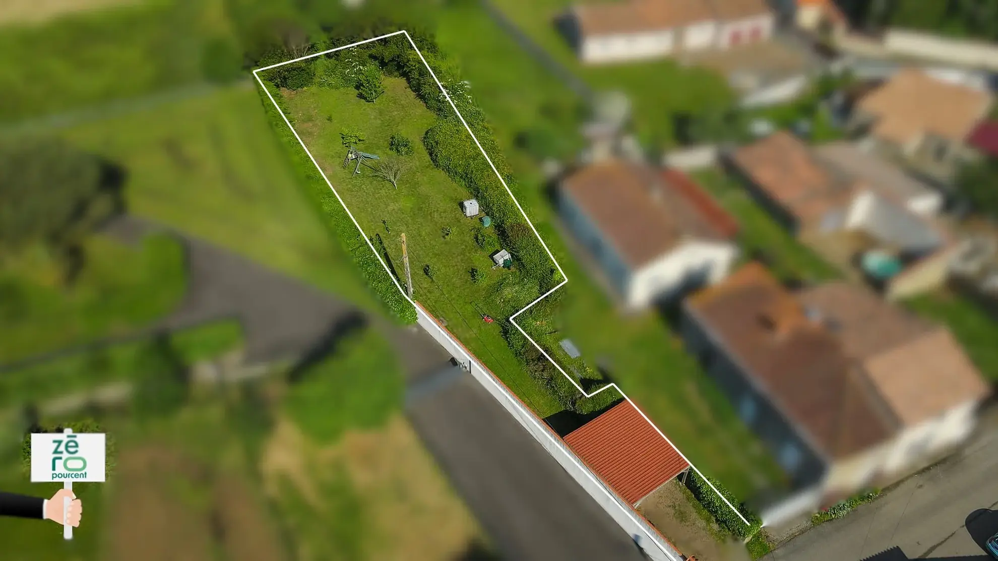 Terrain à bâtir de 700 m² à Corpe, proche Luçon + Offre exclusive ZEROPOURCENT 