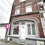 Immeuble de rapport à Henin-Beaumont - 5 studios libres, rentabilité attractive