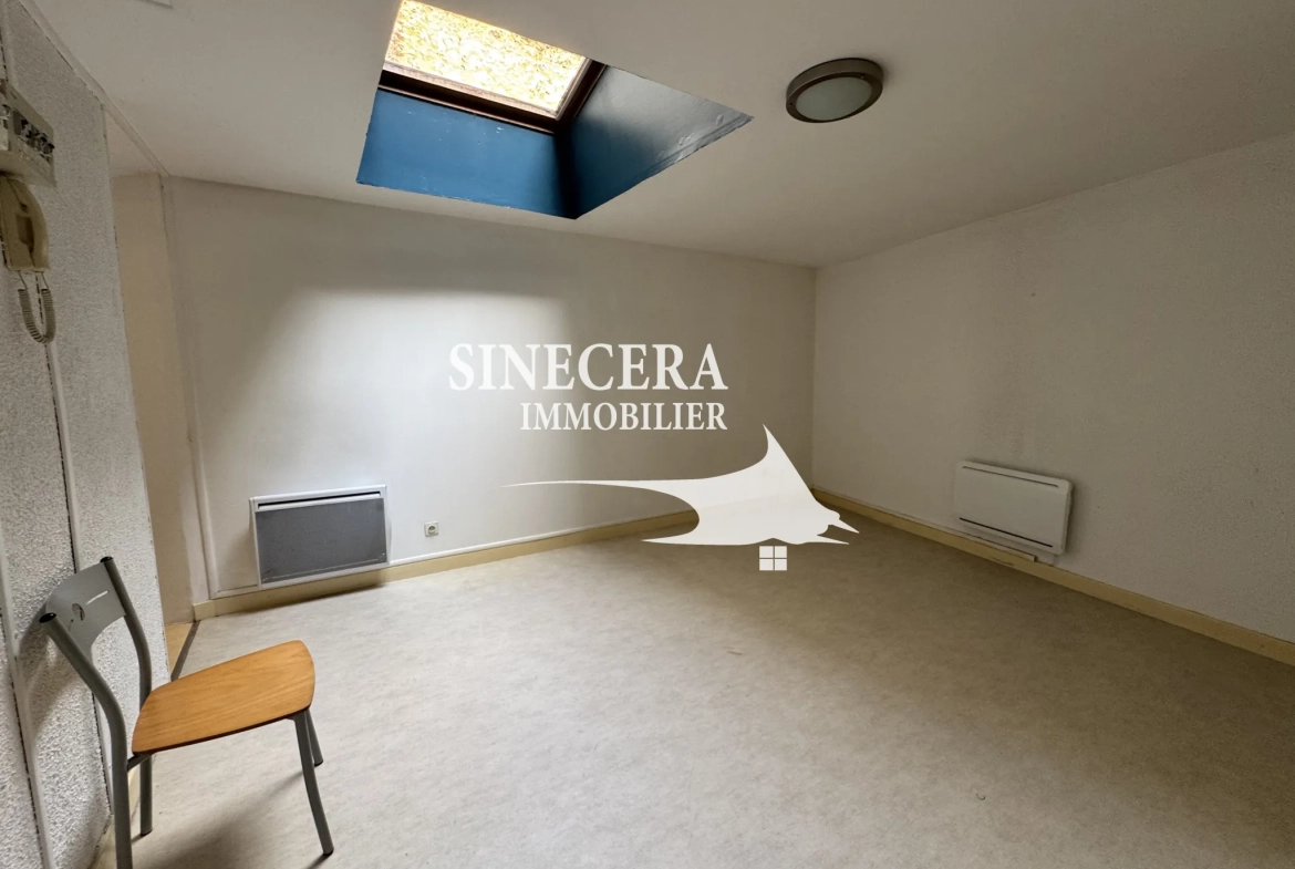Studio de 23m² à vendre à Périgueux, idéal pour investissement ou résidence étudiante 