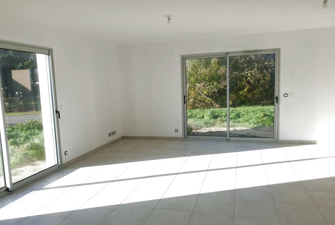 Maison neuve de 90 m² à Chaveyriat avec jardin et garage 