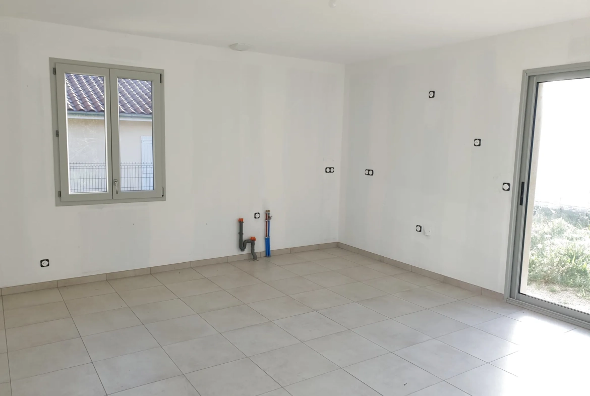 Maison neuve de 90 m² à Chaveyriat avec jardin et garage 